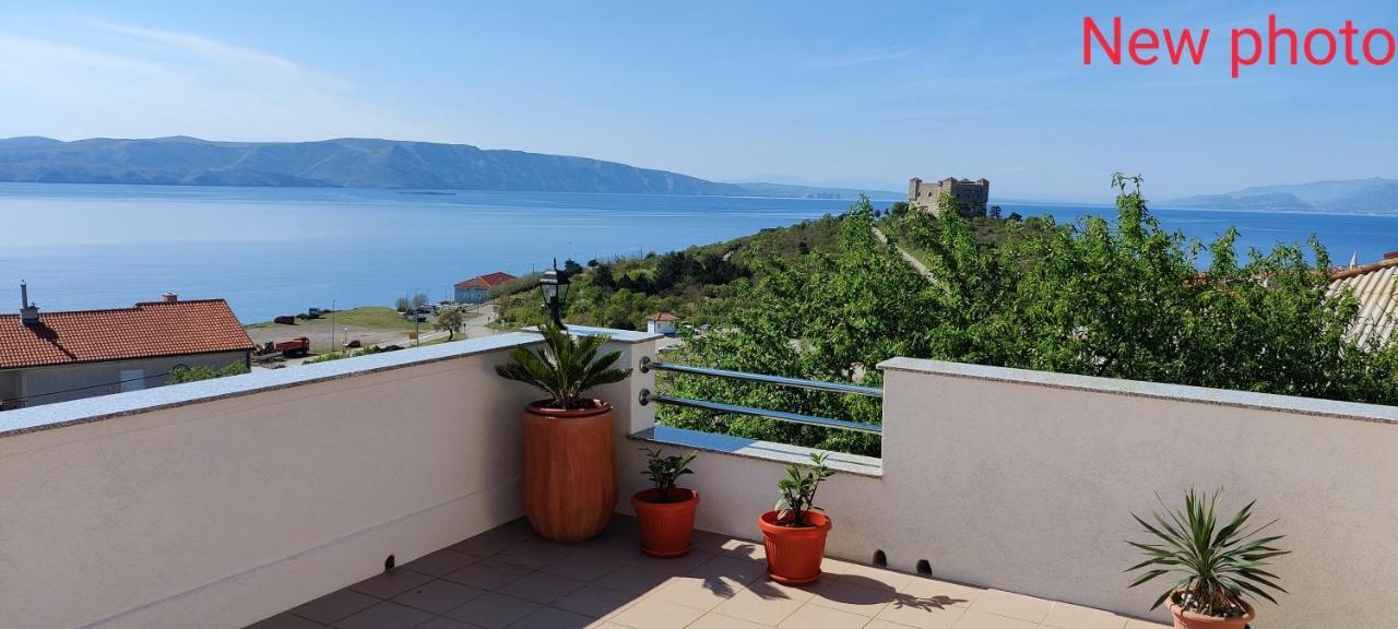 Apartments Tatjana セニ エクステリア 写真
