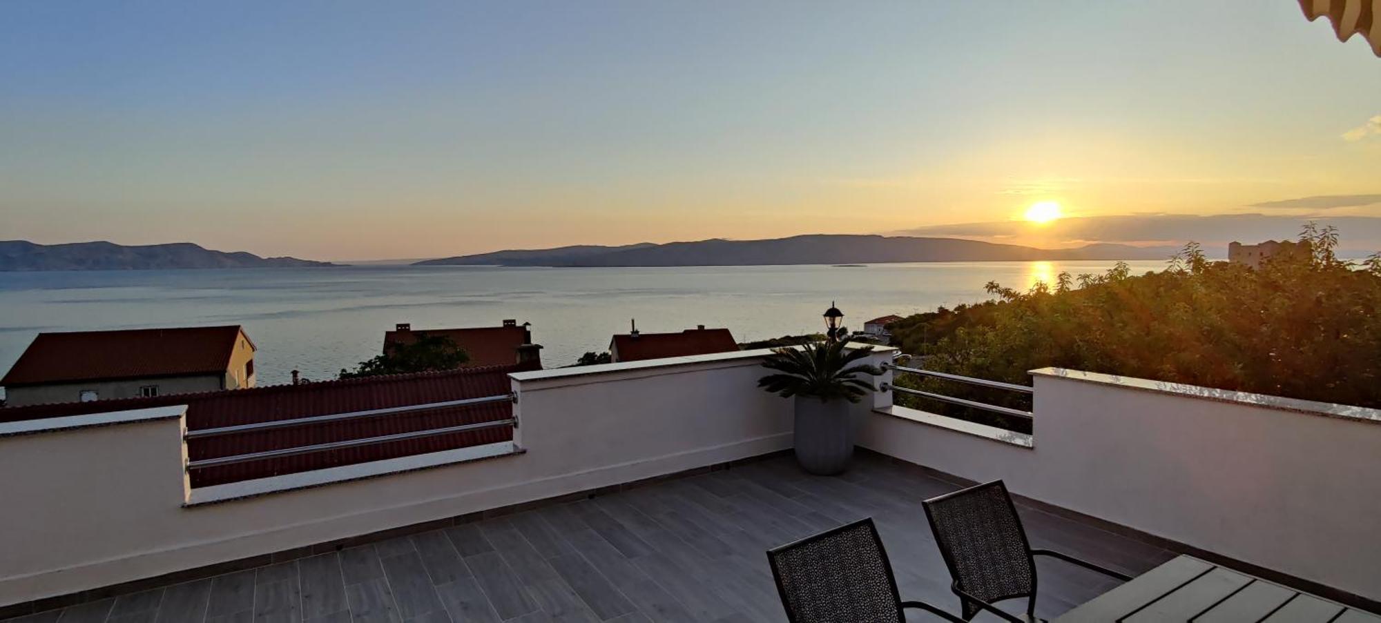 Apartments Tatjana セニ エクステリア 写真